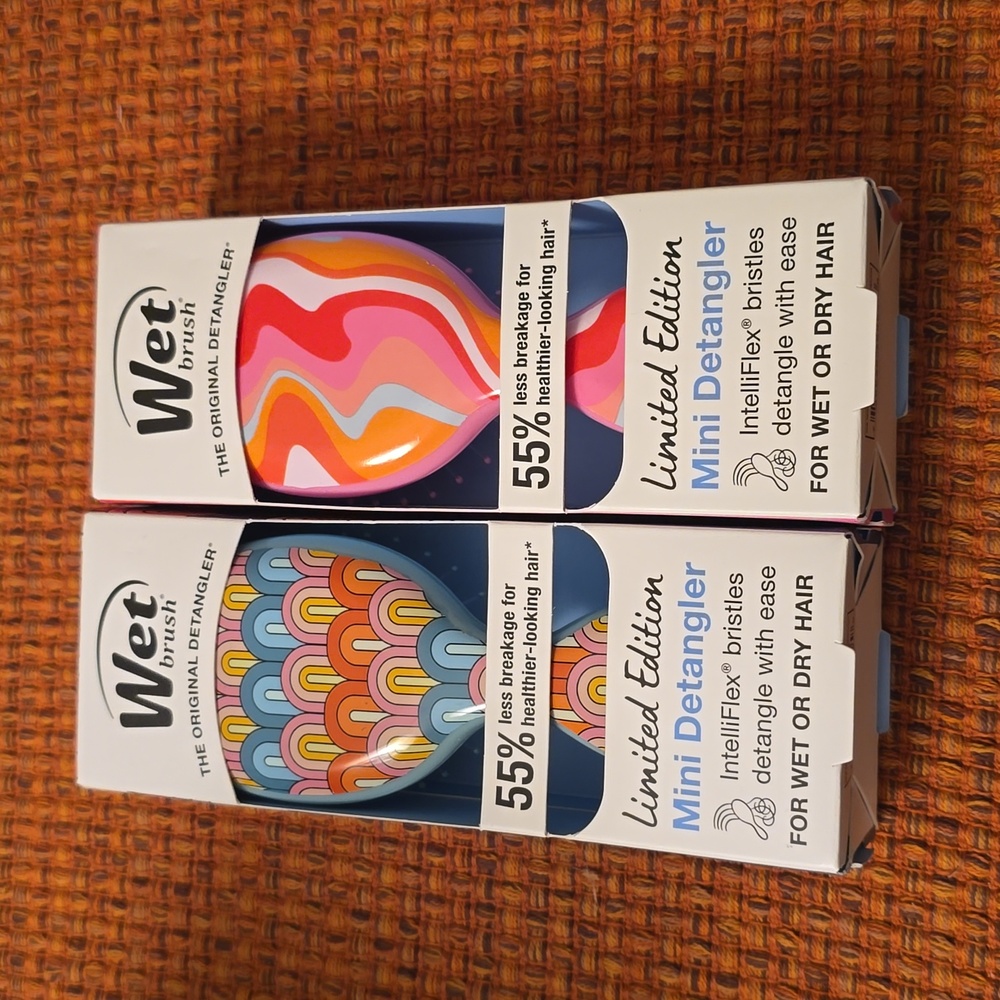 WET BRUSH BRAND ORIGINAL MULTI COLORS MINI DETANGLER BRUSHES BUNDLE OF 2